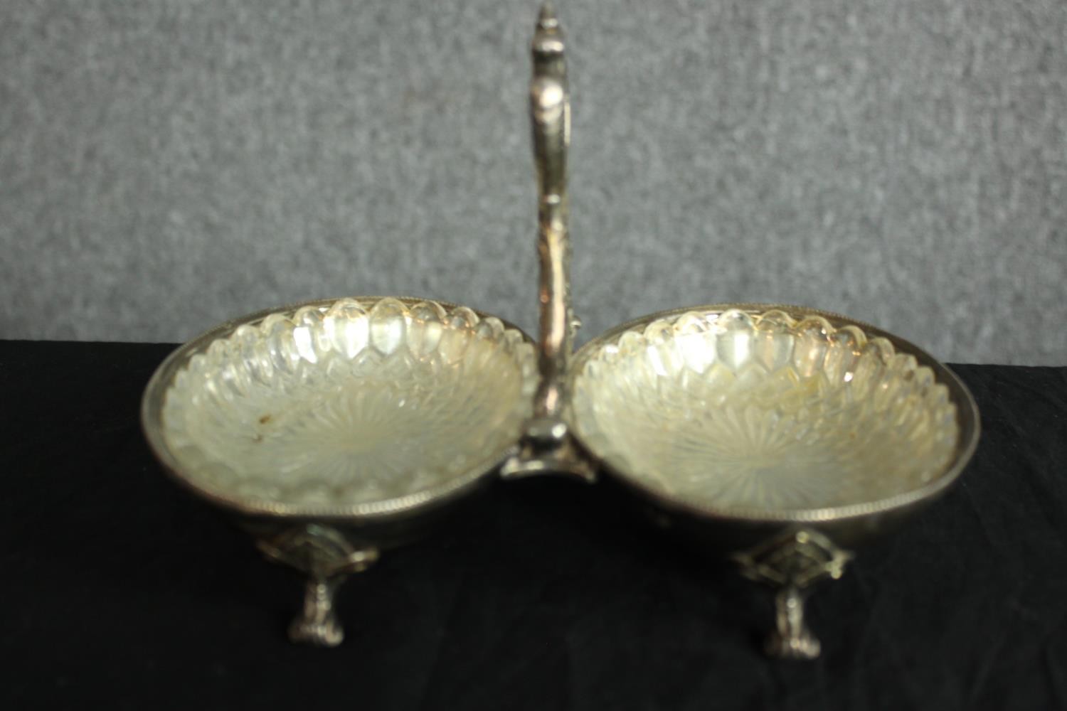 A pair of hallmarked silver bon bon dishes with pierced floral decoration along with a silver plated - Image 4 of 8