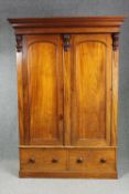 Wardrobe, Victorian mahogany. H.220 W.140 D.50cm. (detached but present cornice section, needs
