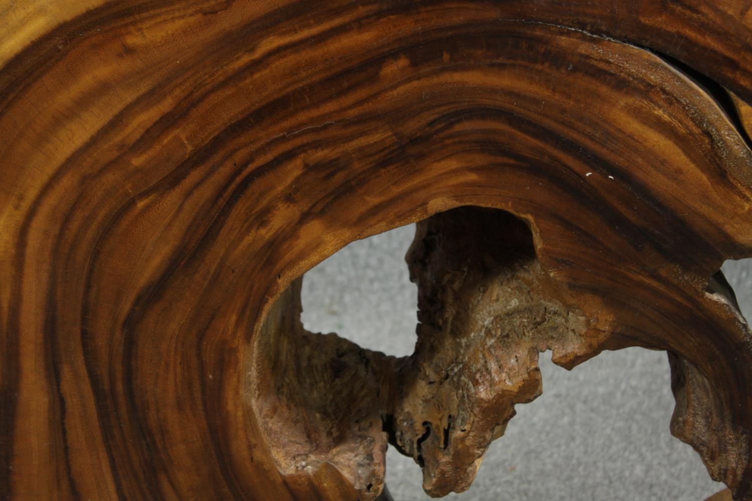 A console table cut from a section of exotic hardwood. Oiled and waxed, unique. H.84 W.90 D.20cm. - Image 5 of 6