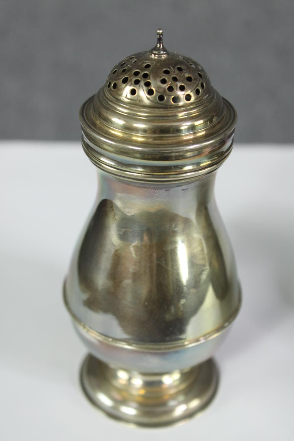 An Indian inlaid copper and white metal brass bottle along with a pair of pokerwork lidded jars - Image 3 of 7