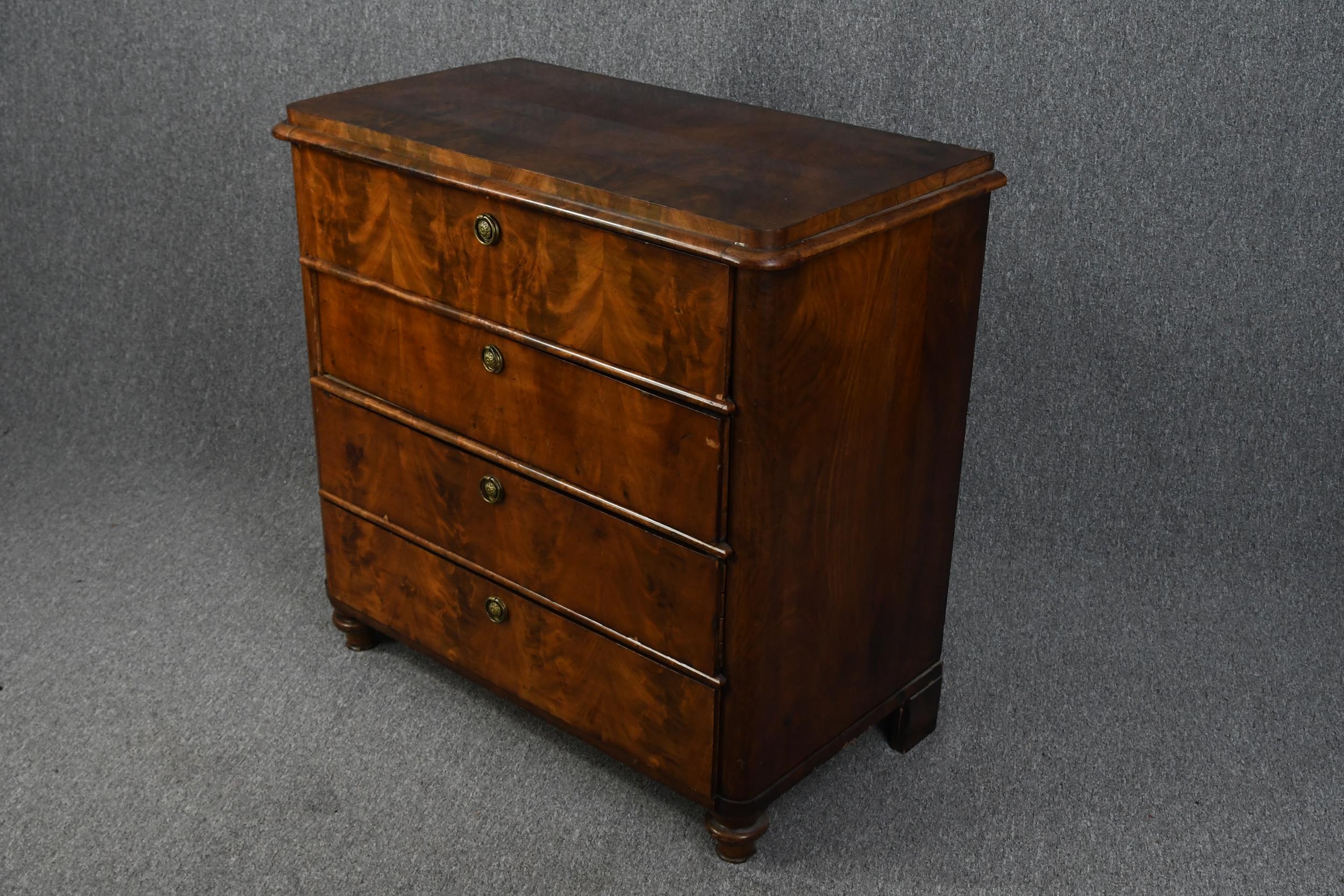 Chest of drawers, 19th century Continental flame mahogany. H.97cm W.100cm D.56cm - Image 3 of 5
