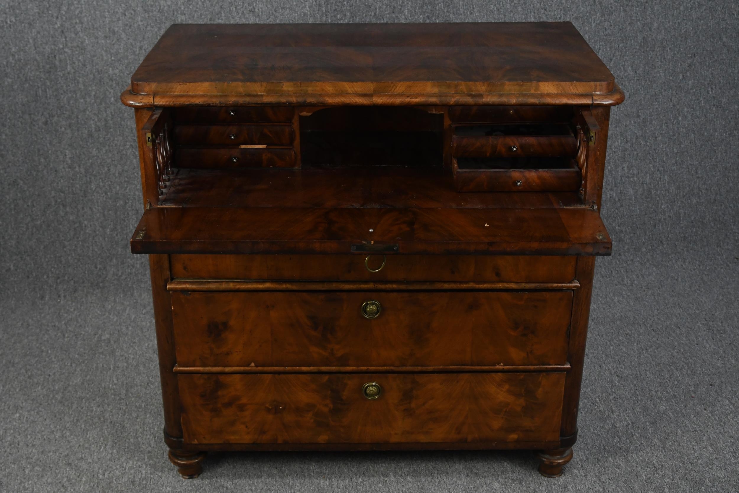 Chest of drawers, 19th century Continental flame mahogany. H.97cm W.100cm D.56cm - Image 4 of 5