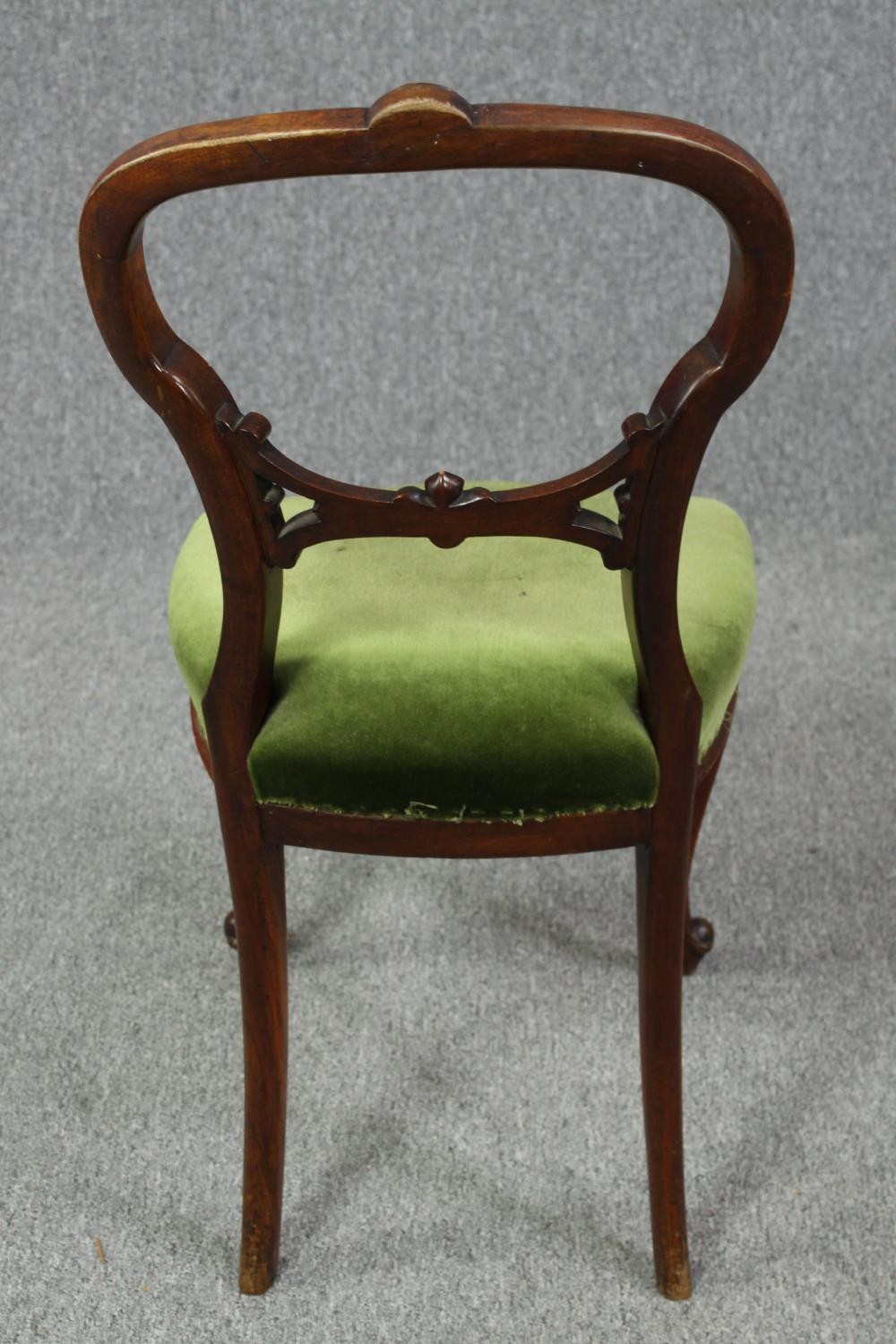 Dining chairs, a set of four Victorian, carved walnut. - Image 5 of 5