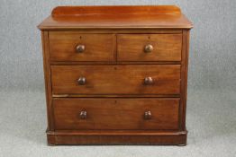 Chest of drawers, mahogany 19th century. H.95 W.104 D.44cm.