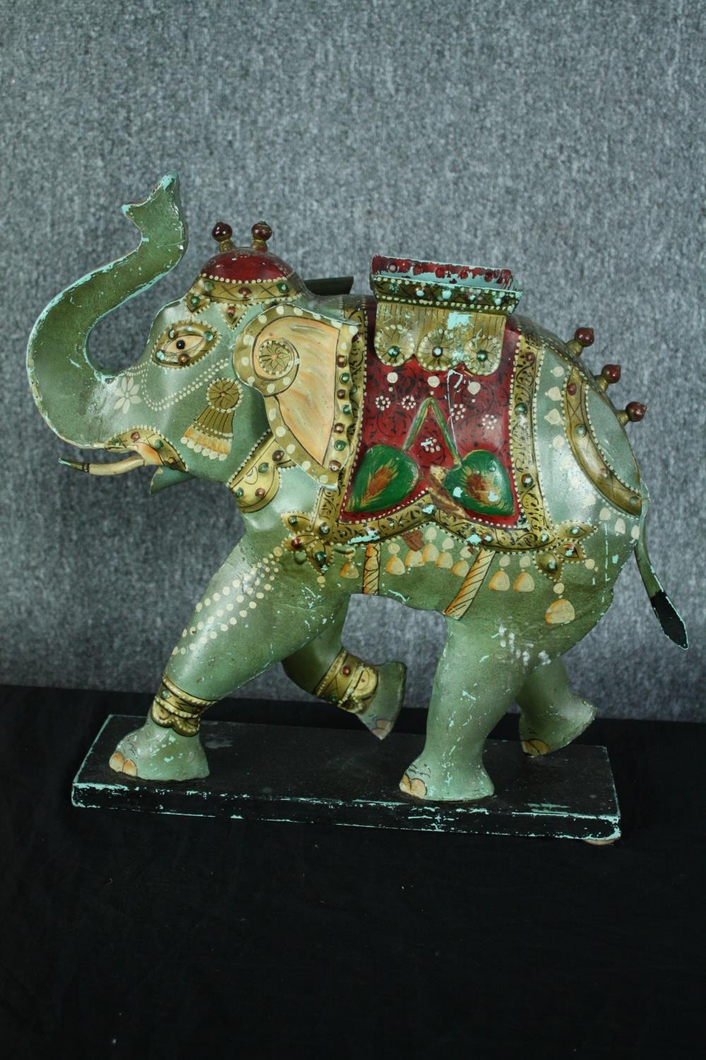 Two candle holders. A metal elephant and horse. Hand painted and decorated with ceremonial riding - Image 3 of 6