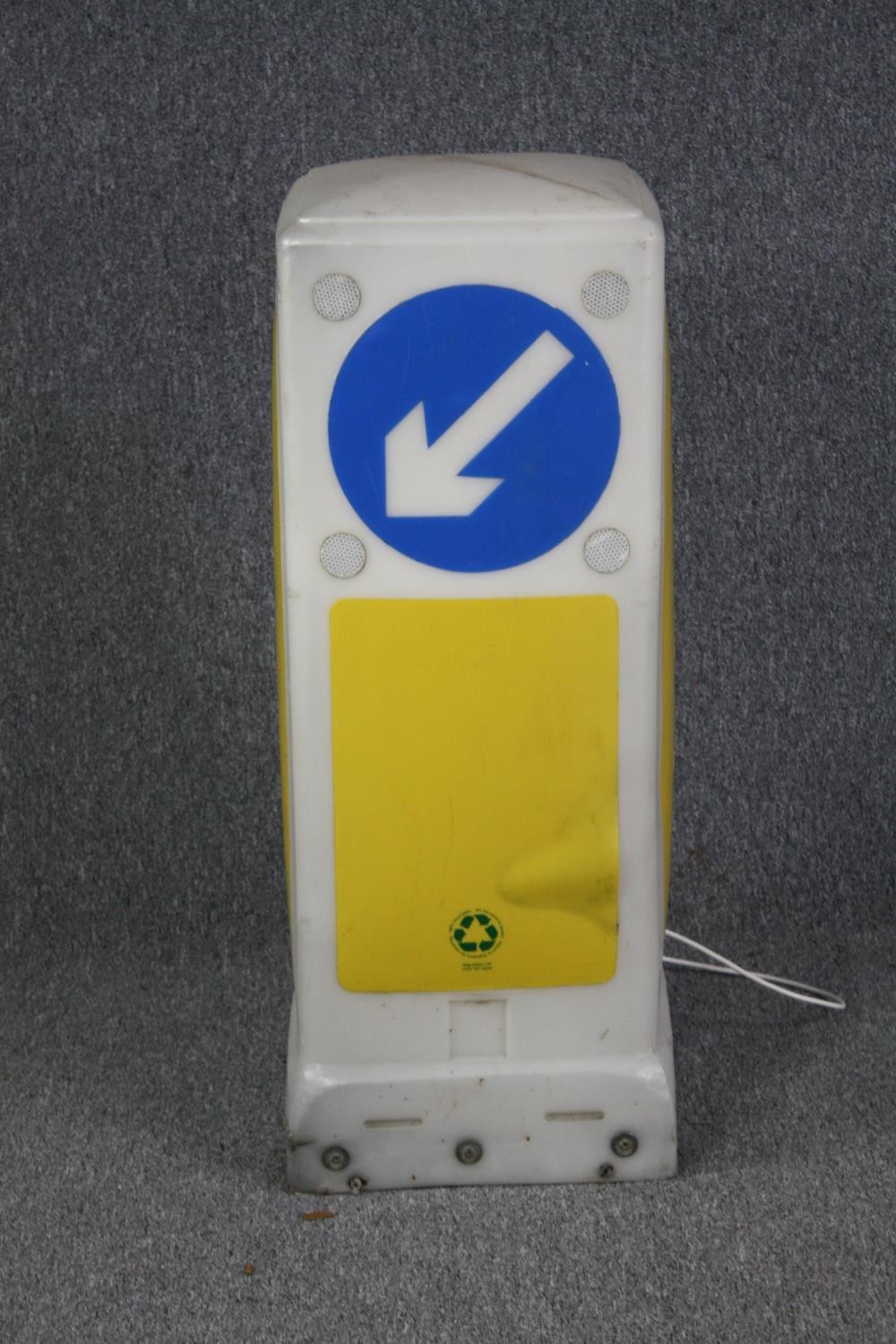 An illuminated keep left road traffic sign. In working order. H.93 W.34 D.34 cm.