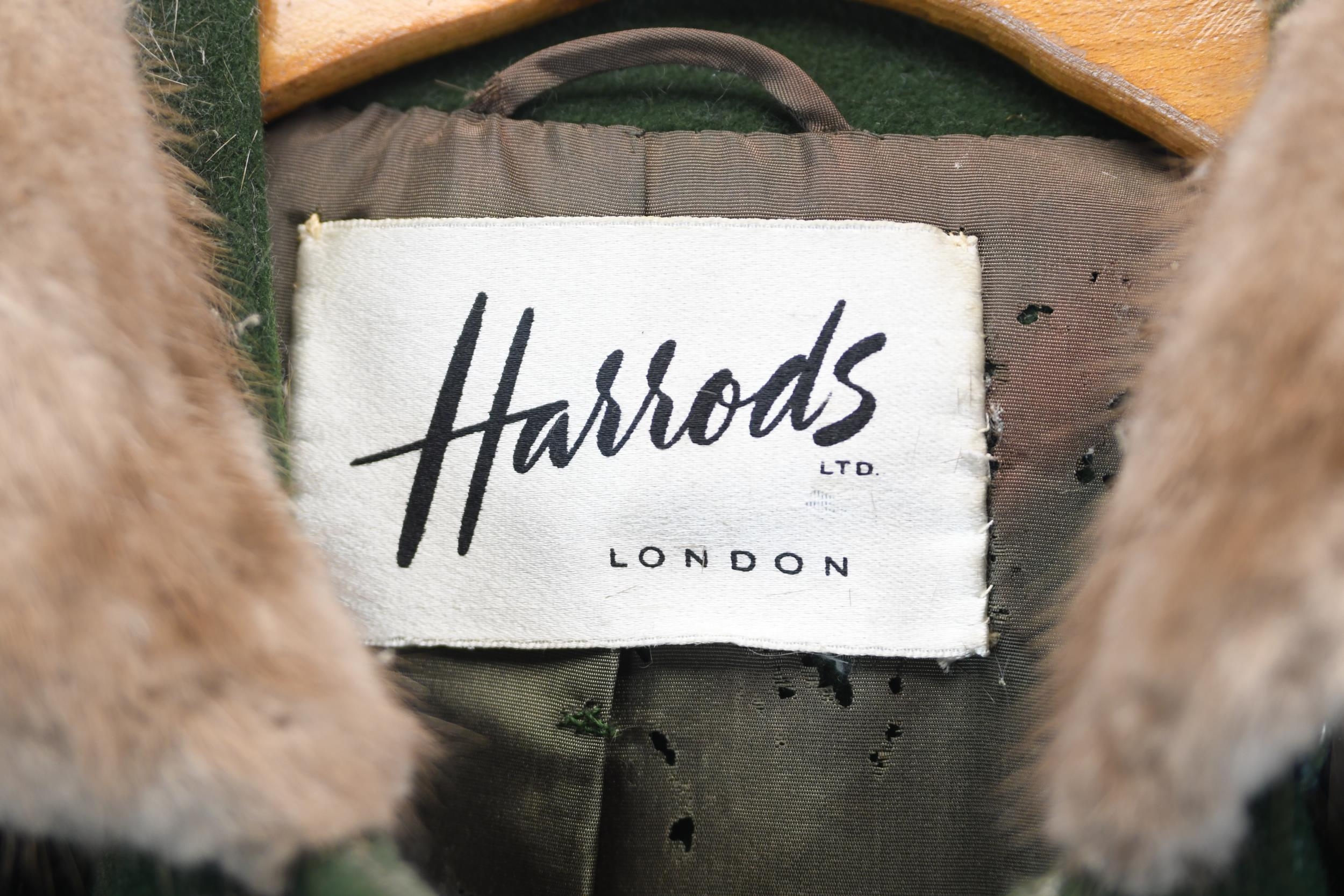 A vintage Harrod's army green women's winter coat with a mink fur collar. Label to interior. - Image 3 of 4