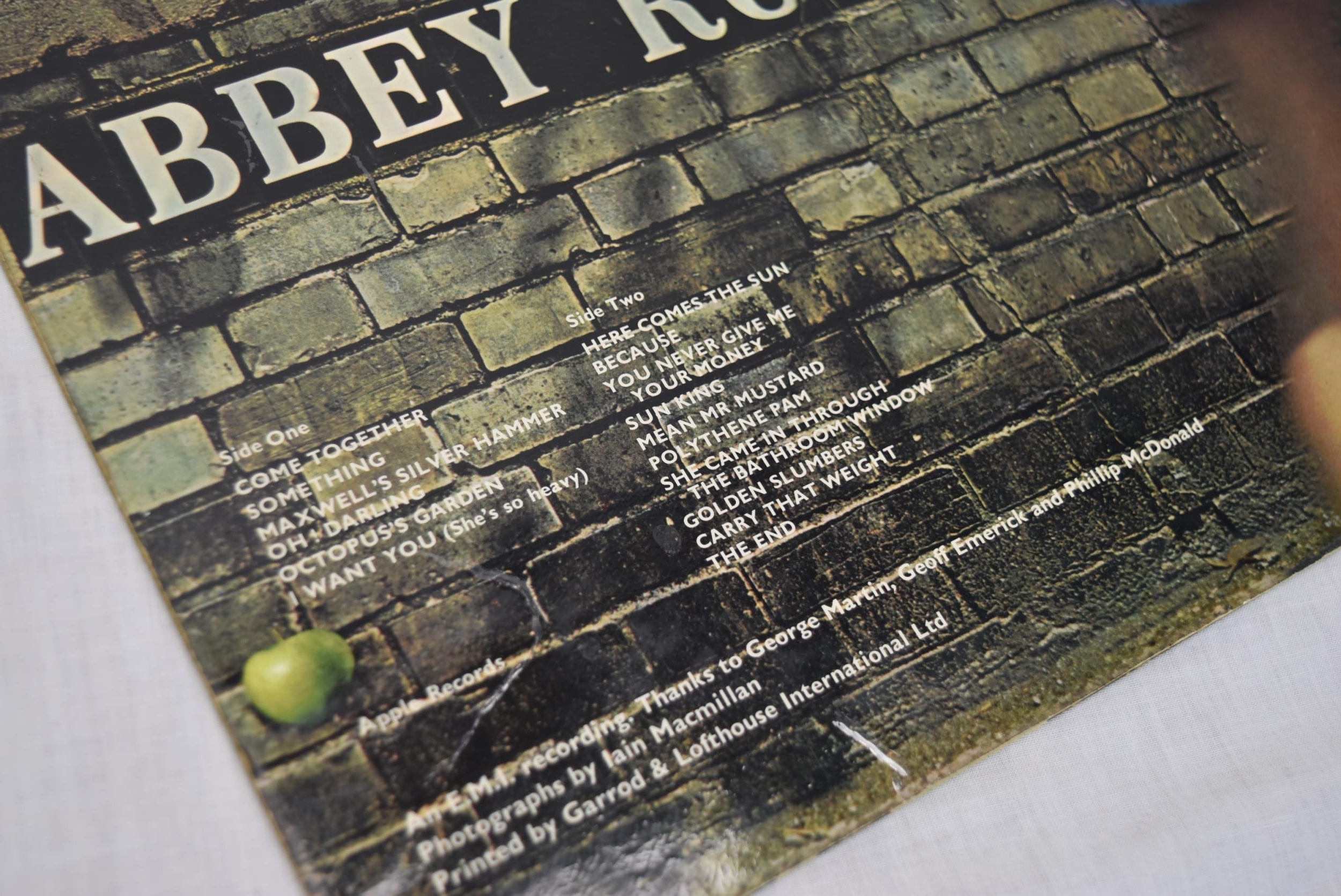 Beatles, Abbey Road. UK first pressing. Rare LP cover with misprints. Good condition. - Image 3 of 5