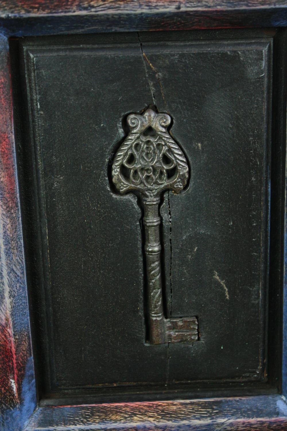 Seven framed decorative keys. H.30 W.23 cm. (largest) - Image 2 of 6