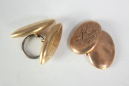 Two 9ct gold cufflinks, one oval in shape with engraved monogram, the other torpedo in shape with