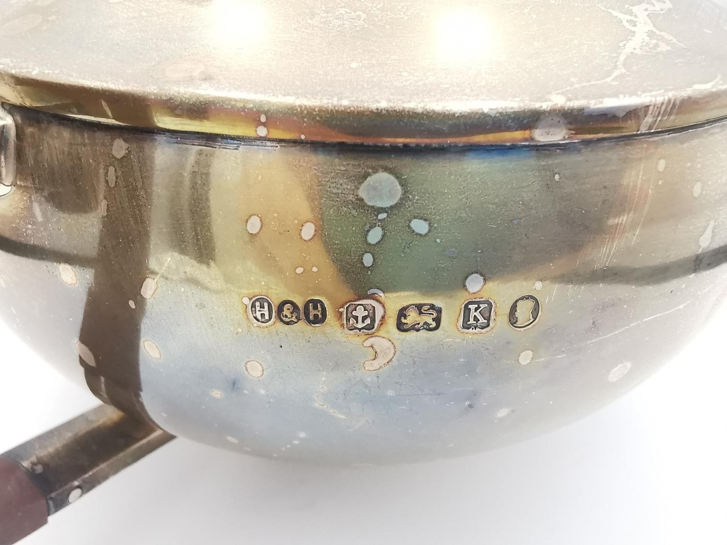 An Art Deco silver teapot with Bakelite handle and finial. Hallmarked: H&H for Hukin & Heath Ltd, - Image 2 of 6