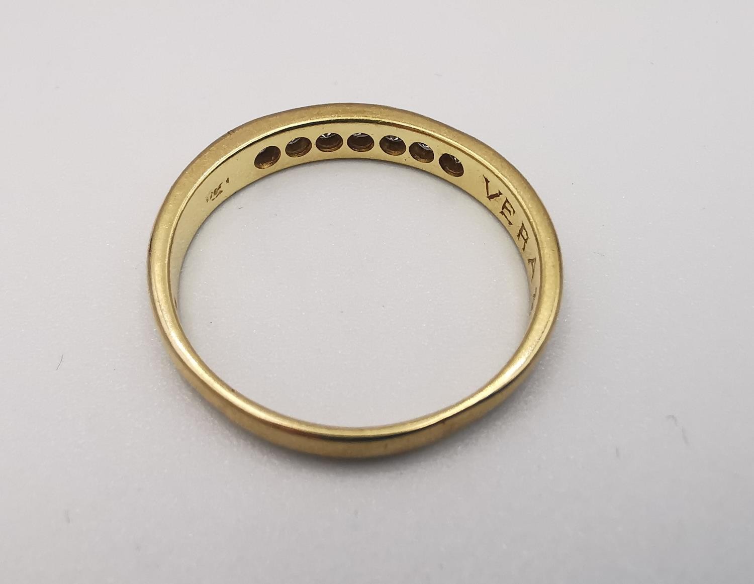 An 18ct yellow gold diamond seven stone half eternity style ring. Set with seven round brilliant cut - Image 3 of 5