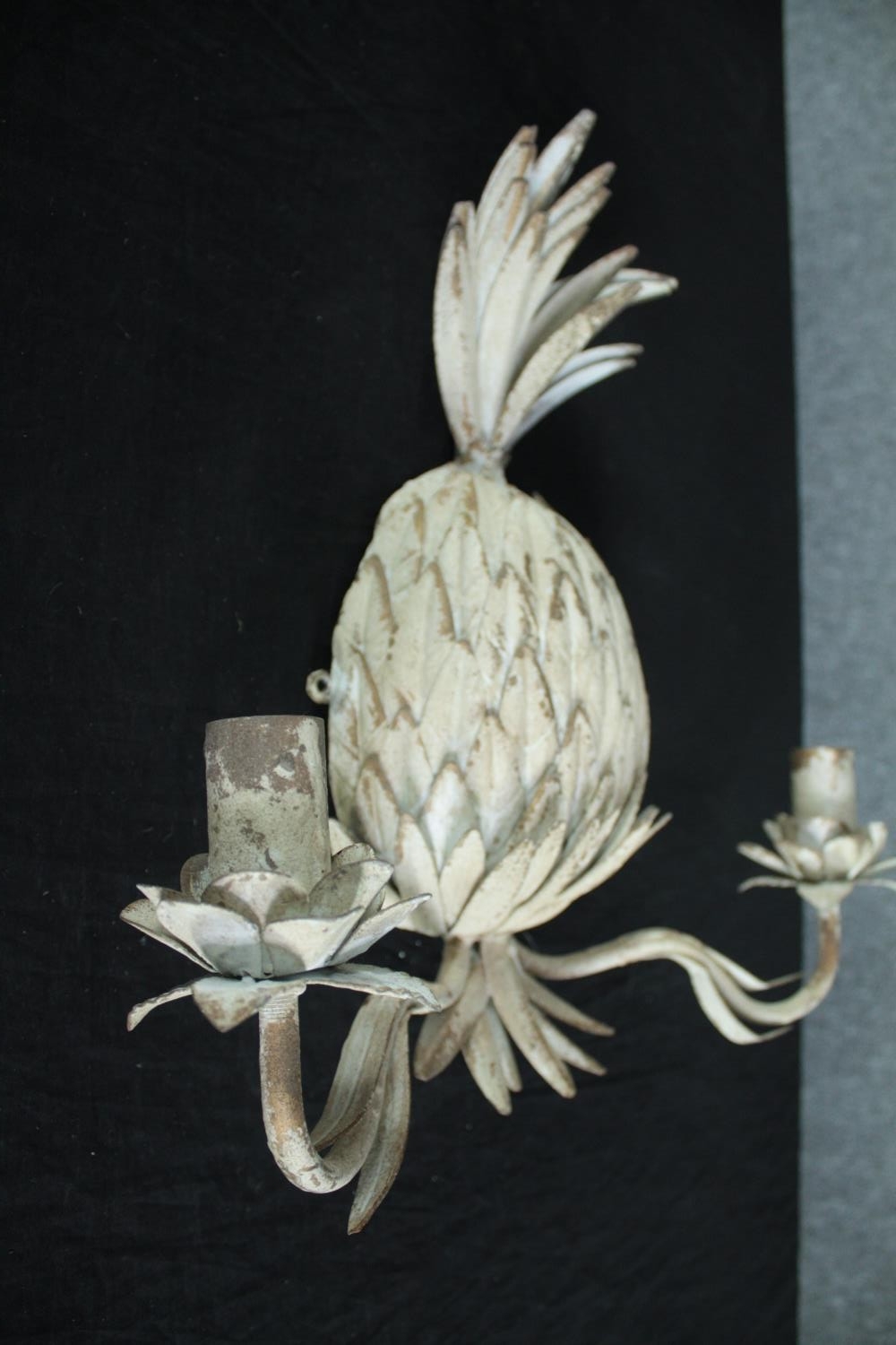 A pair of distressed painted metal twin sconce wall candelabras with pineapple and flowerhead - Image 3 of 7