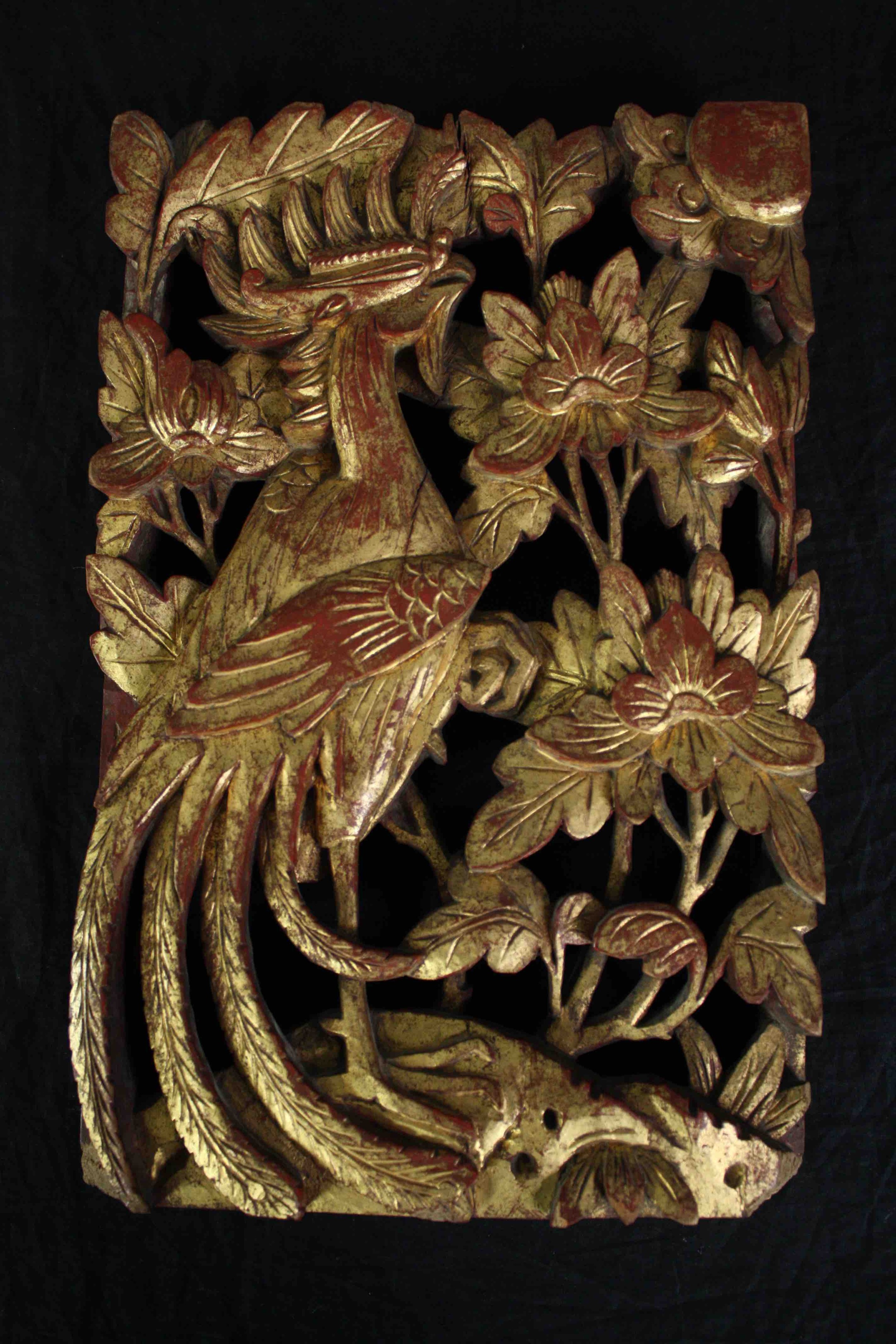 A pair of carved decorative panels. Probably Chinese. Twentieth century. Finished in gilt. H.32 W. - Image 3 of 4