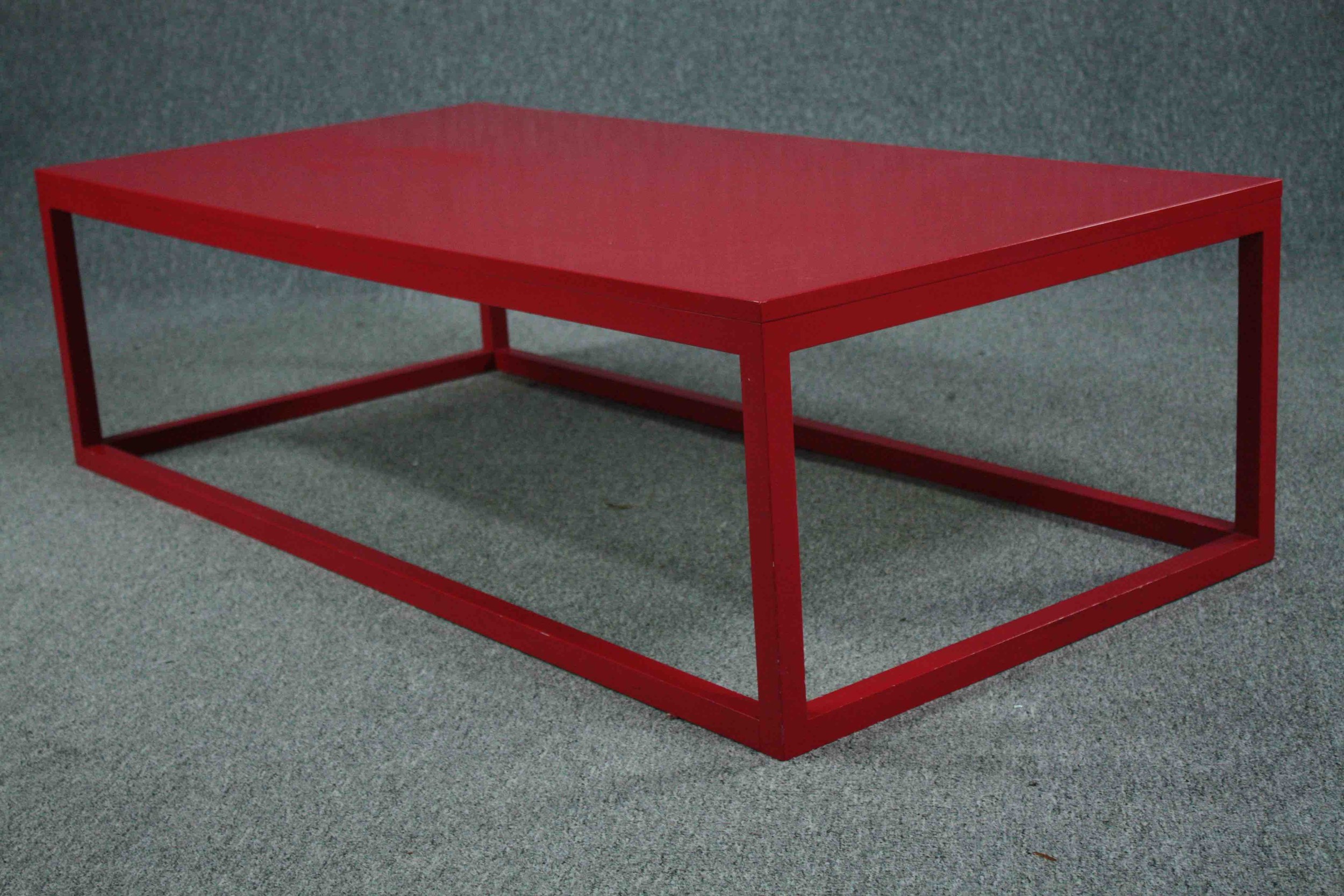 A contemporary lacquered coffee table. H.40 W.143 D.70cm. - Image 4 of 5