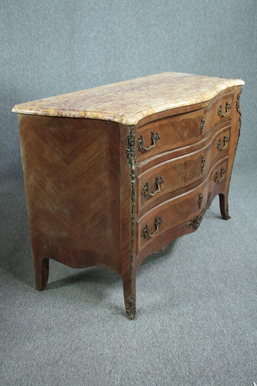 Commode chest, Louis XV style, kingwood and satinwood inlay with marble top and ormolu mounts. H. - Image 2 of 8