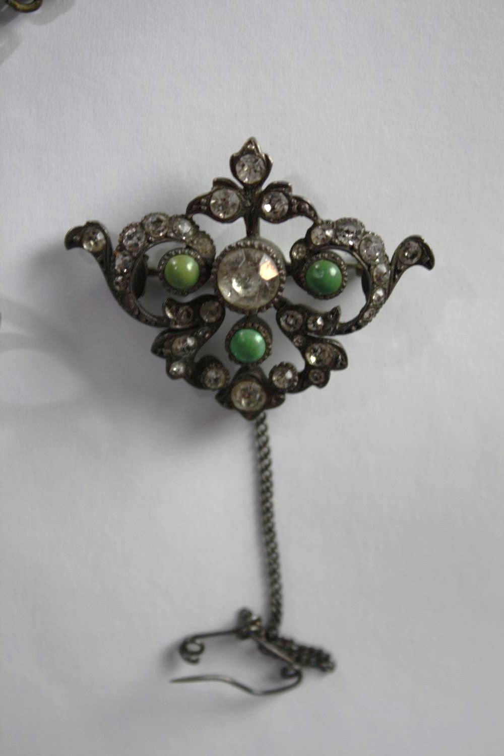 A collection of silver and white metal jewellery, including a Victorian turquoise and paste set - Image 6 of 6