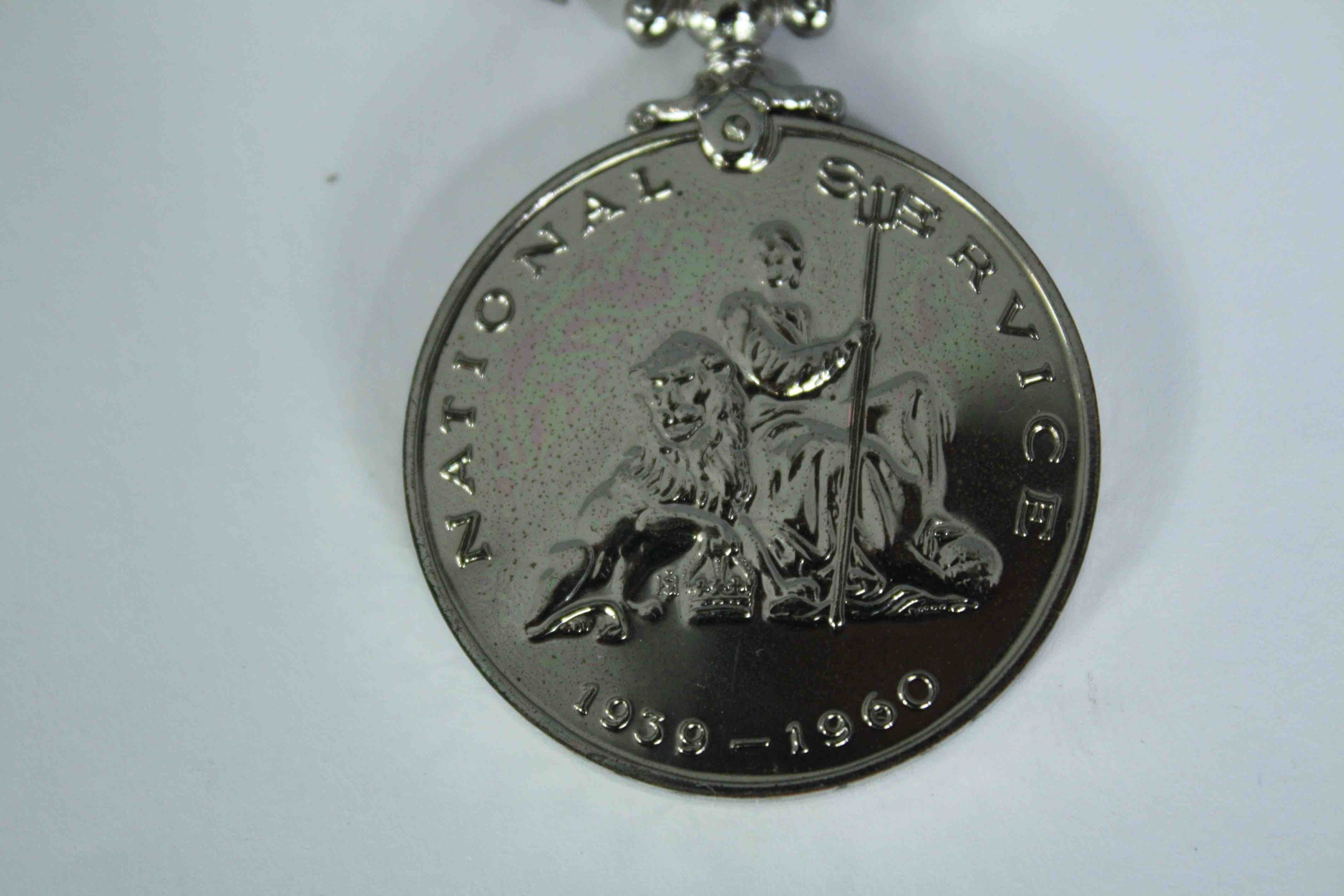 National Service Medal. 1939 - 1960. In presentation box with the royal crest to the inside of the - Image 4 of 6