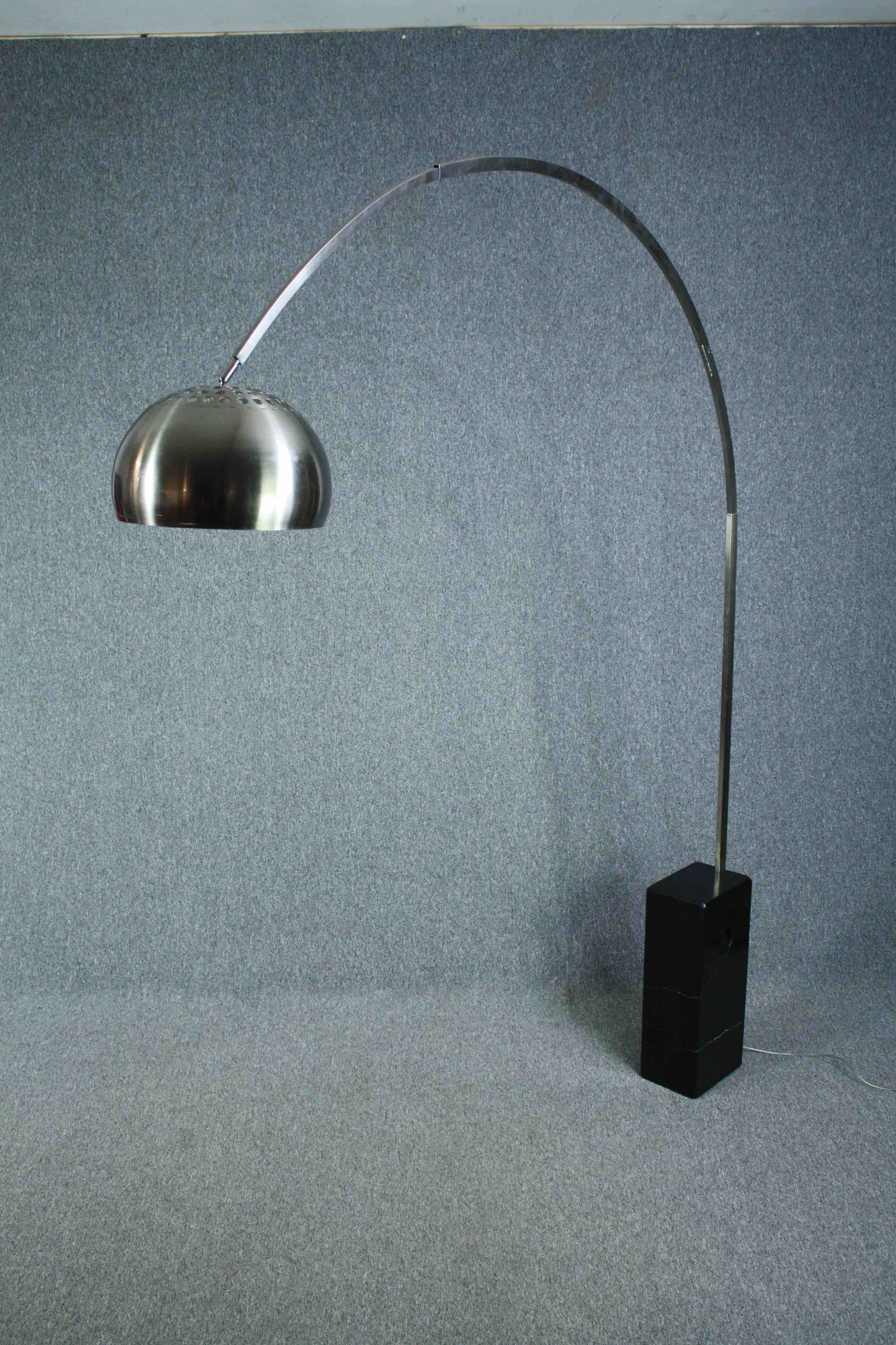 Conran. Arc lamp, Achille Castiglioni for Flos "Arco" lamp, chrome on white veined black marble - Image 2 of 7