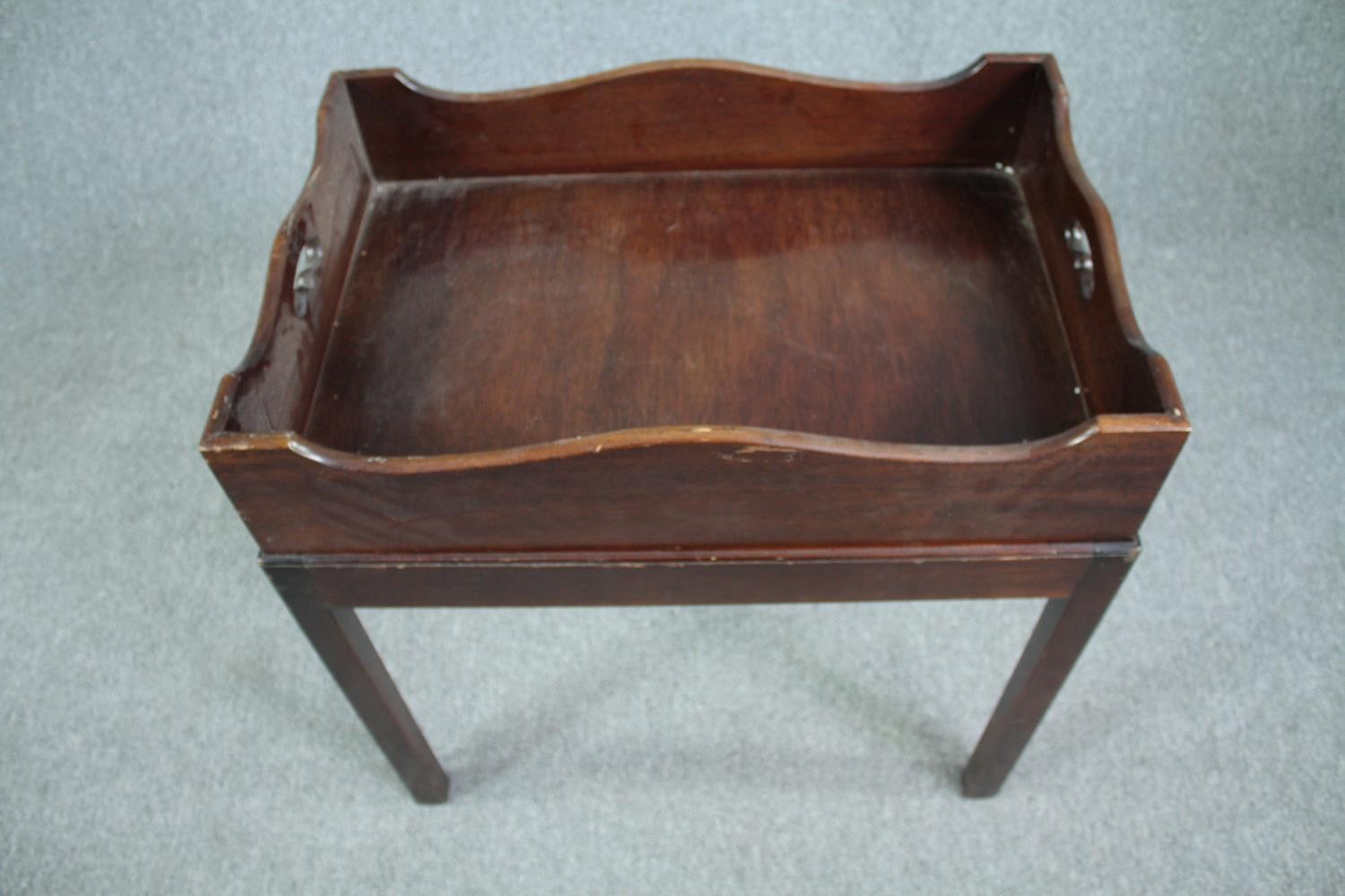 Butler's tray on stand, Georgian style mahogany. H.73 W.71 D.47cm. - Image 4 of 5
