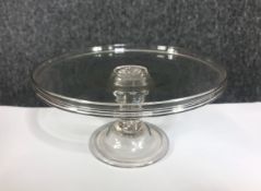 A lidded glass cake display stand. H.24 Dia.19 cm.