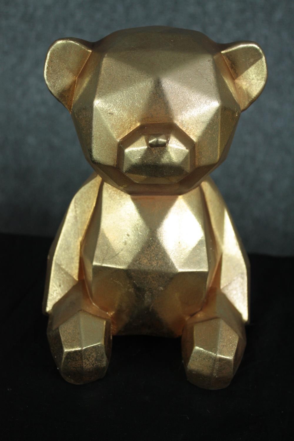 Four decorative teddy bears, gold lacquered. H.20cm. (each) - Image 2 of 5