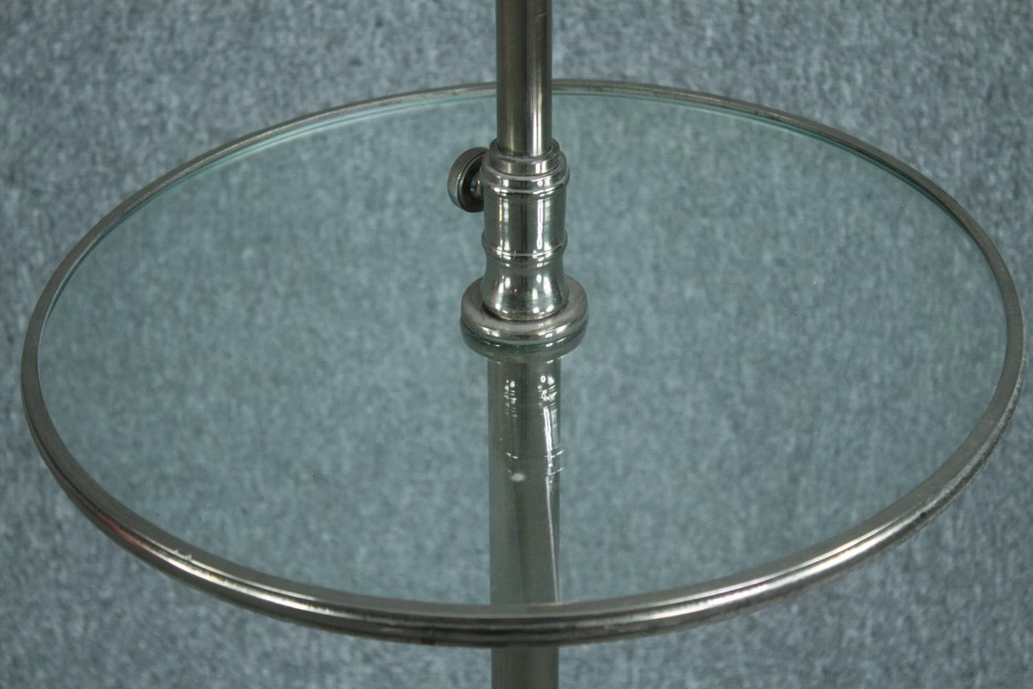 Floor standing lamp, chrome Art Deco style with a plate glass shelf at the centre. H.157 Dia.42 cm. - Image 3 of 5