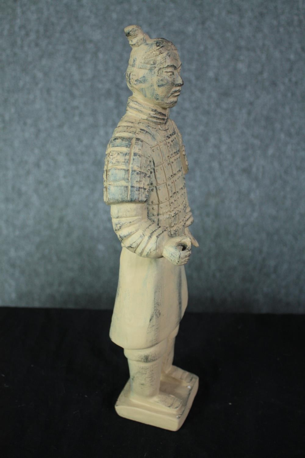 The Terracotta Army. Eight warriors cast in plaster. One missing a hand. 36 cm. (each) - Image 3 of 6