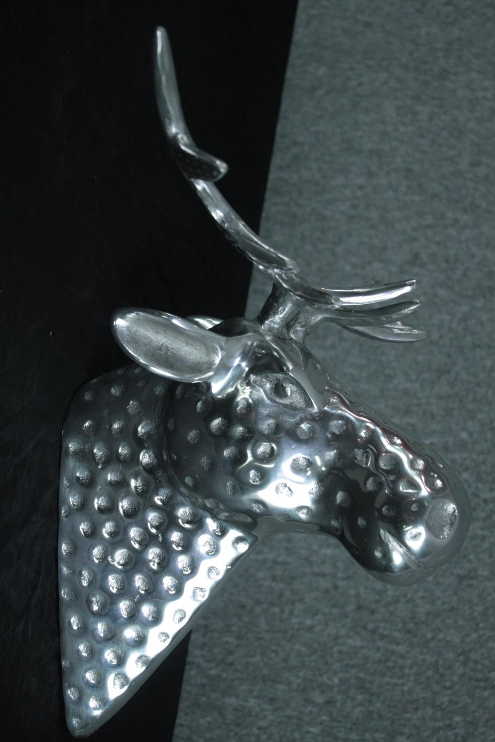 A wall mounted metal moose head and antlers. Chromed. H.39 W.50 cm. - Image 3 of 4