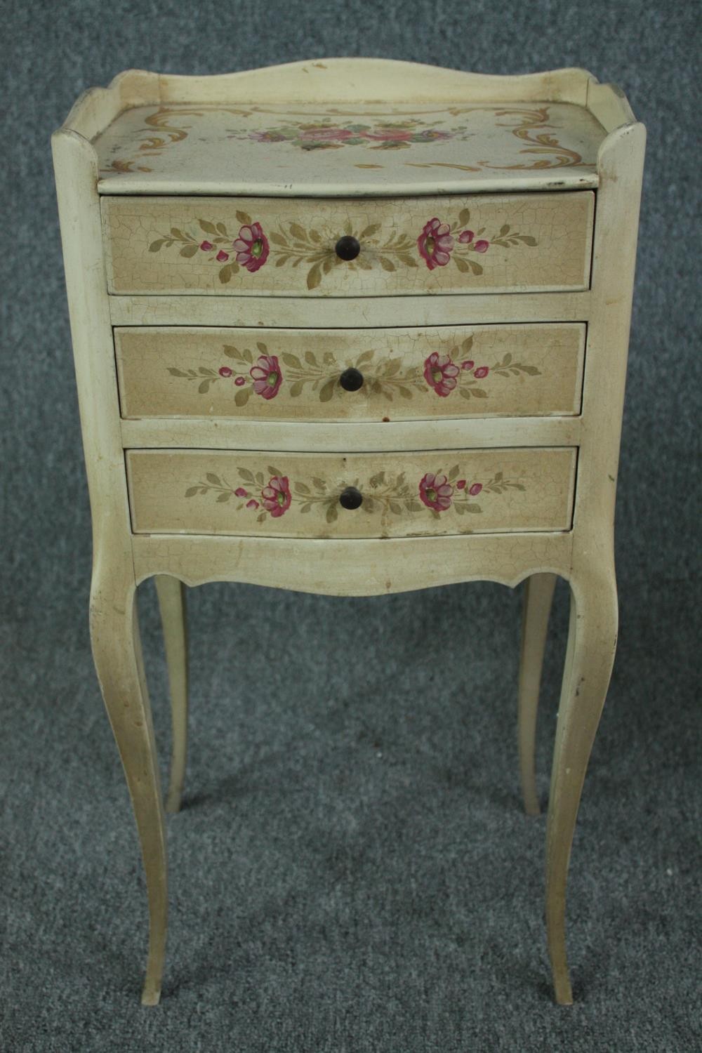 Bedside chests, a pair, Louis XV style painted and hand decorated. H.65 W.34 D.25cm. (each) - Image 2 of 6