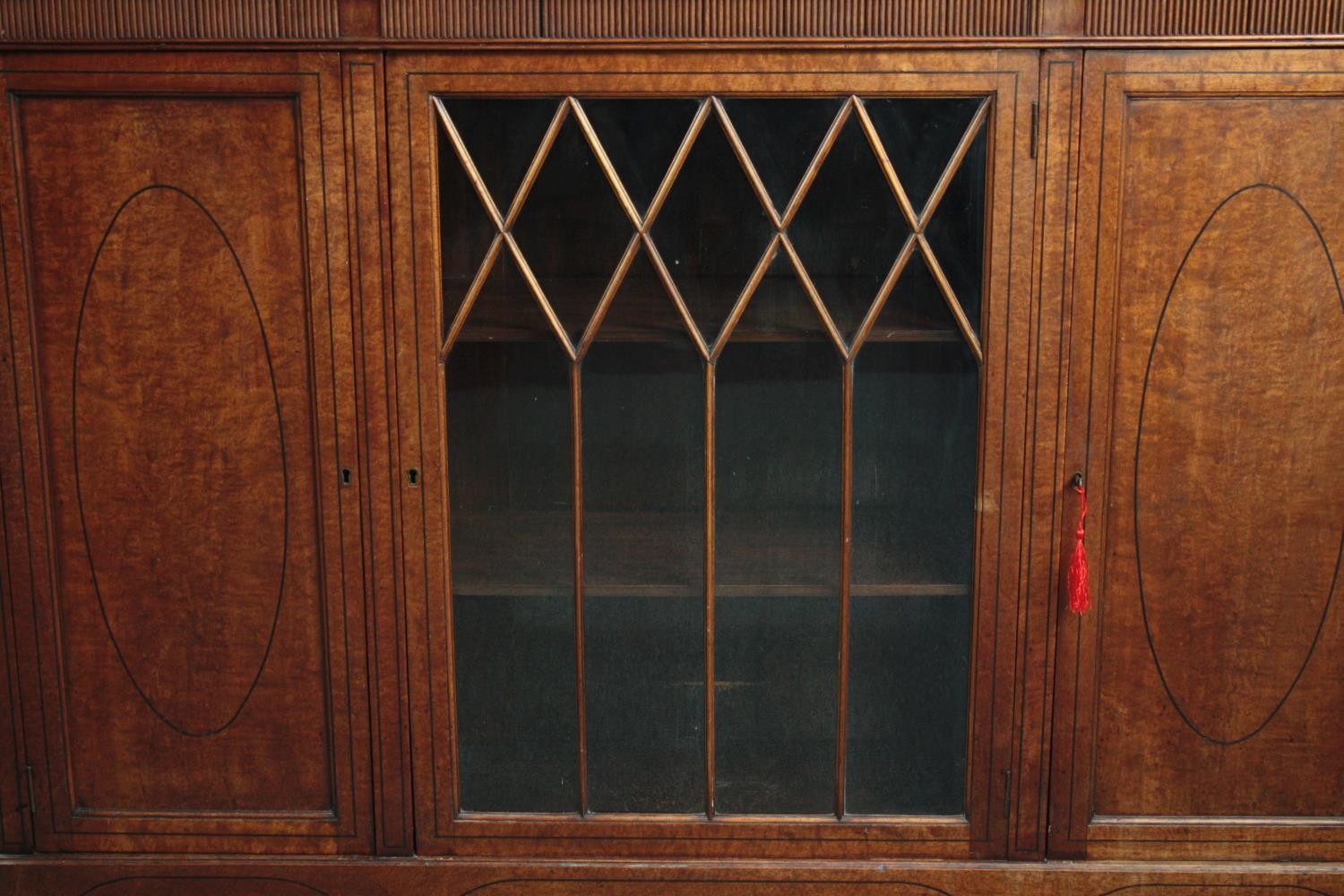 Dwarf bookcase cabinet, early 20th century, burr walnut and ebony inlaid. H.107 W.153 D.32cm. - Image 4 of 7