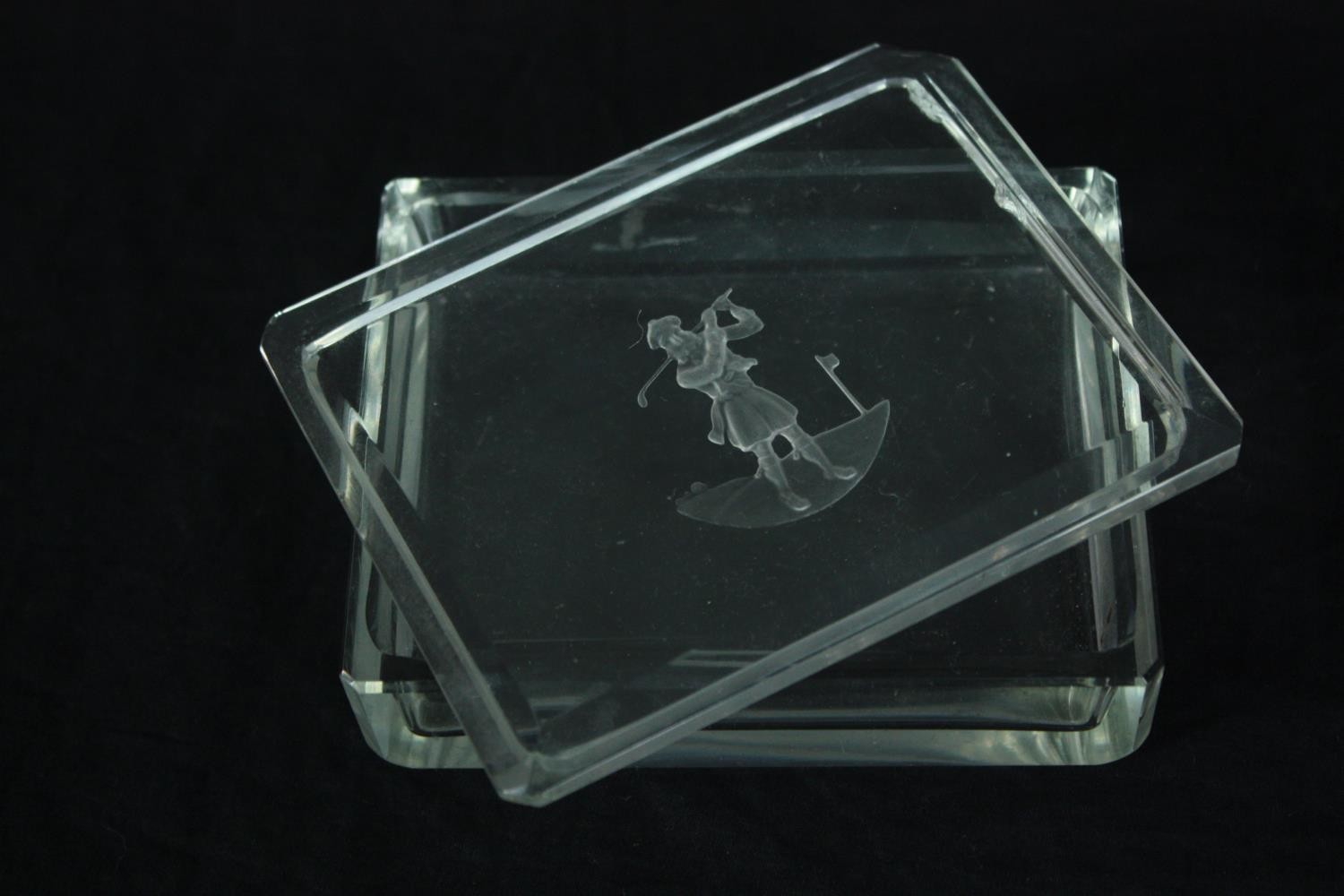A collection of etched glass including a vase and three lidded glass boxes decorated with a shooting - Image 6 of 11