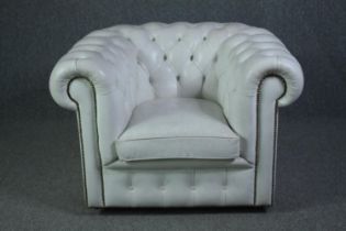 Armchair, Chesterfield style in leather upholstery. H.73 W.97 D.84cm.