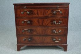 Chest of drawers, Georgian style mahogany. H.80 W.85 D.48cm.