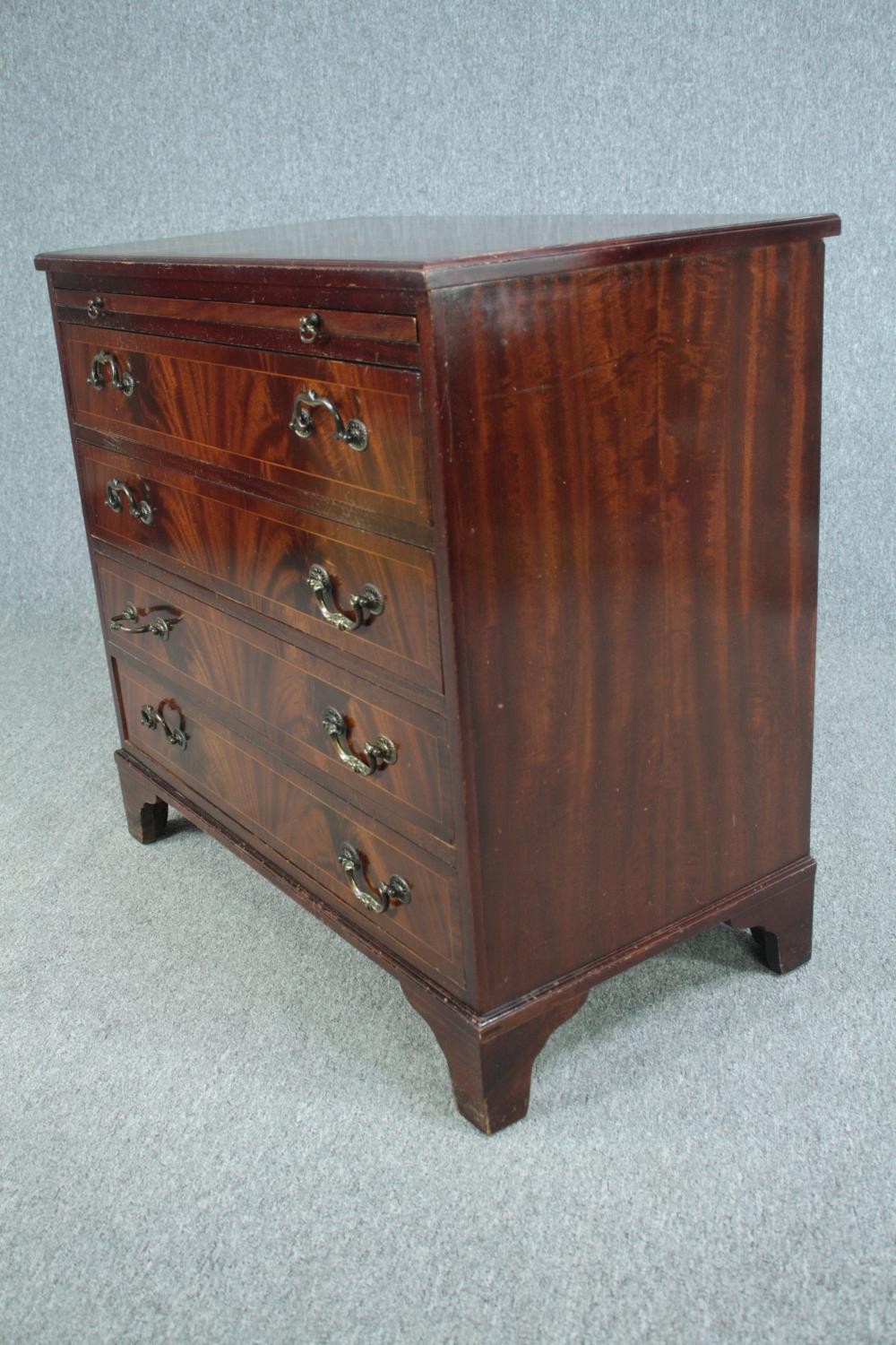 Chest of drawers, Georgian style mahogany. H.80 W.85 D.48cm. - Image 3 of 6