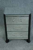 A small mirrored chest of drawers. H.60 W.40 D.31cm. (Small crack as seen).