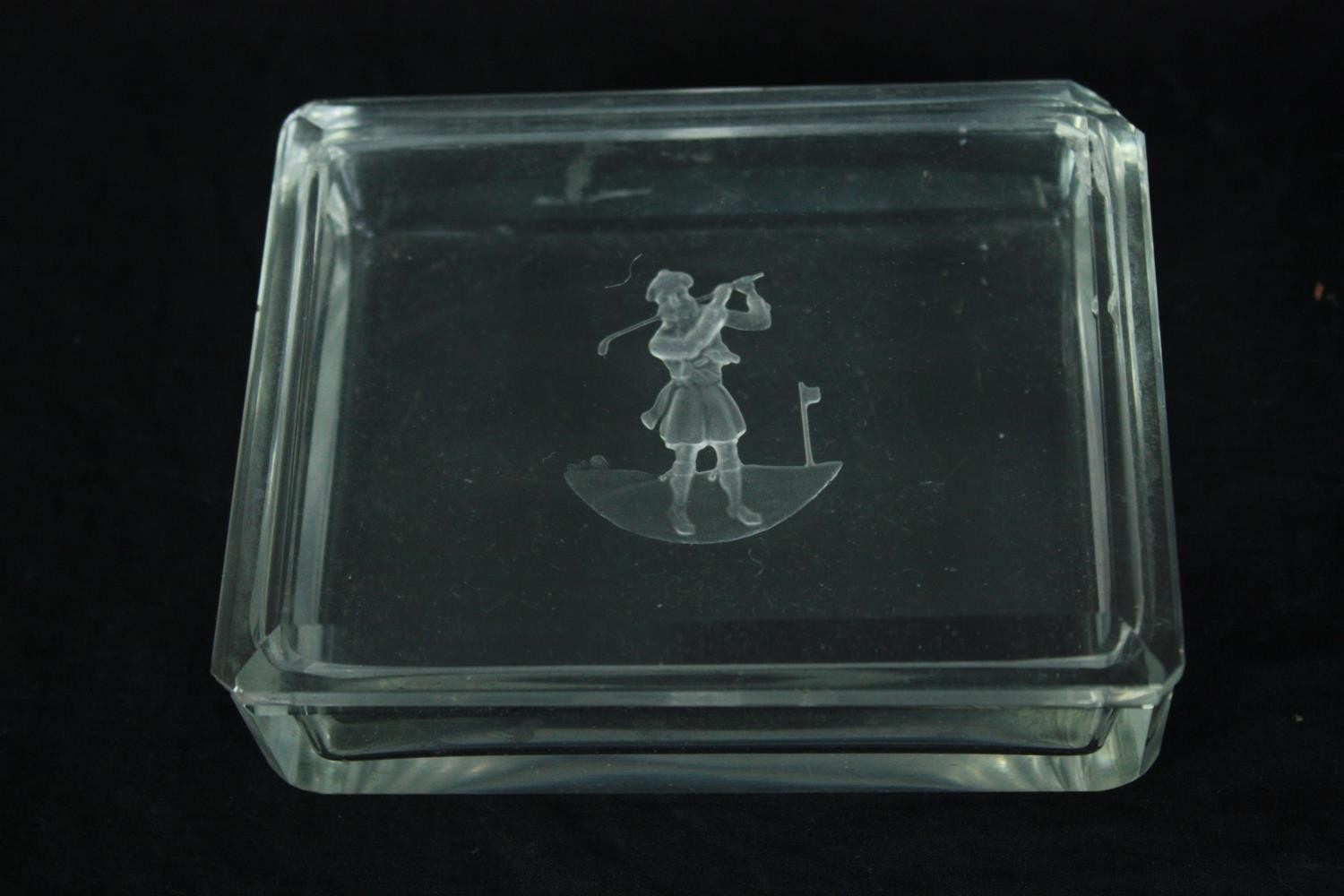 A collection of etched glass including a vase and three lidded glass boxes decorated with a shooting - Image 5 of 11