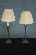 A pair of vintage matching brass table lamps. H.40 cm. (each)