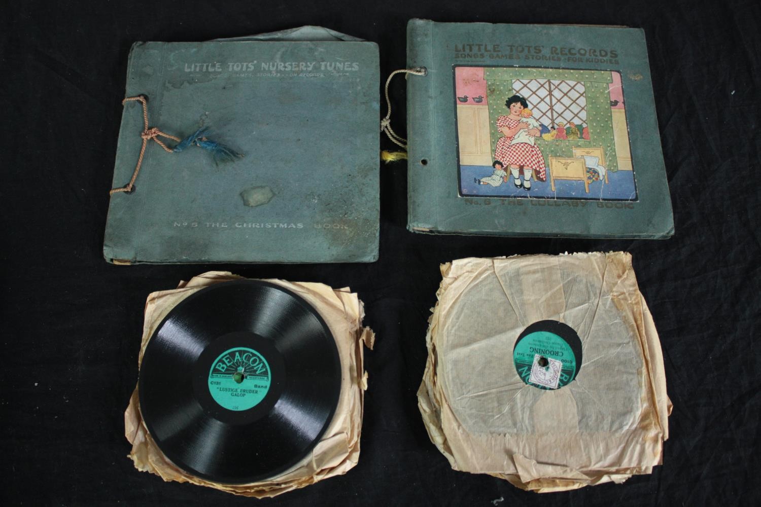 A children's or nursery gramophone record player with a collection of nursery rhyme records. 78 rpm. - Image 9 of 15