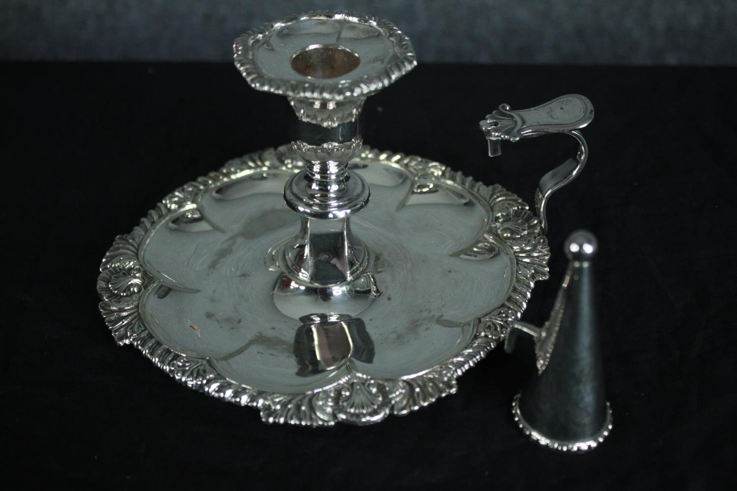 A miscellaneous collection of silver plated items. H.10 W.29cm. (largest) - Image 9 of 9