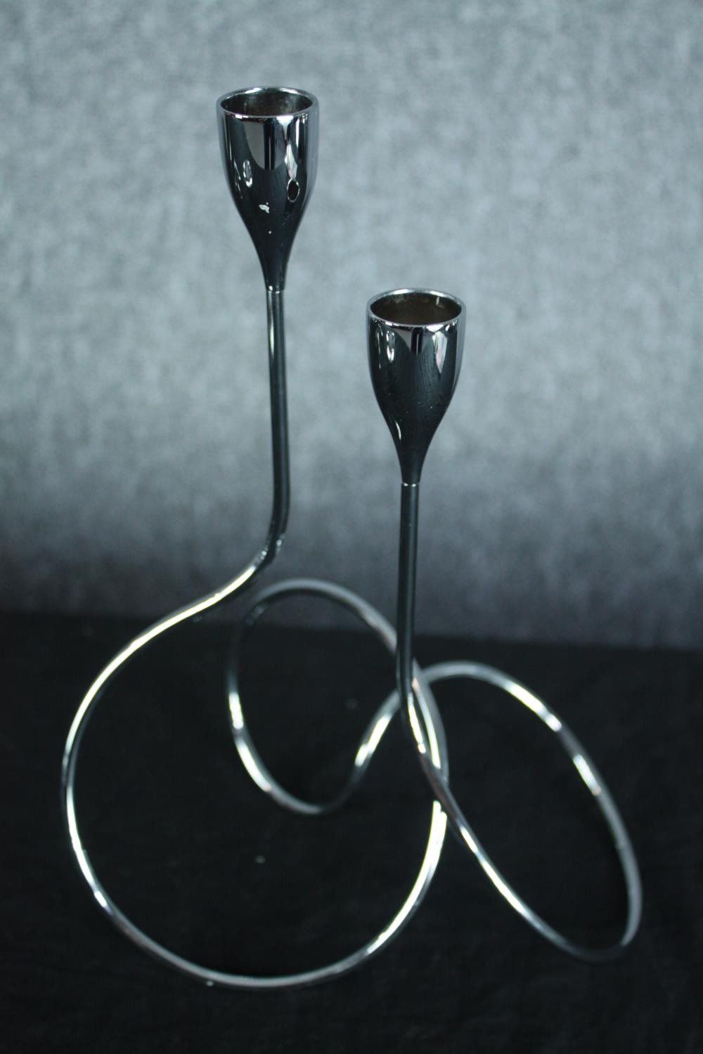 A pair of loop chromed candle holder and a vintage ashtray. H.28cm. (largest) - Image 3 of 6