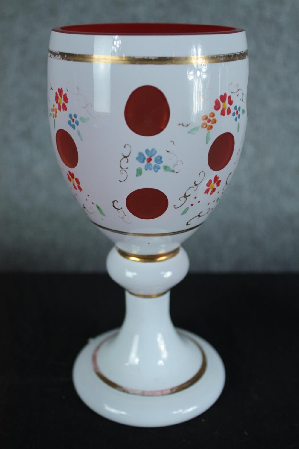 A pair of late 19th century Bohemian cameo glass goblets with hand painted floral decoration. H.20 - Image 5 of 6