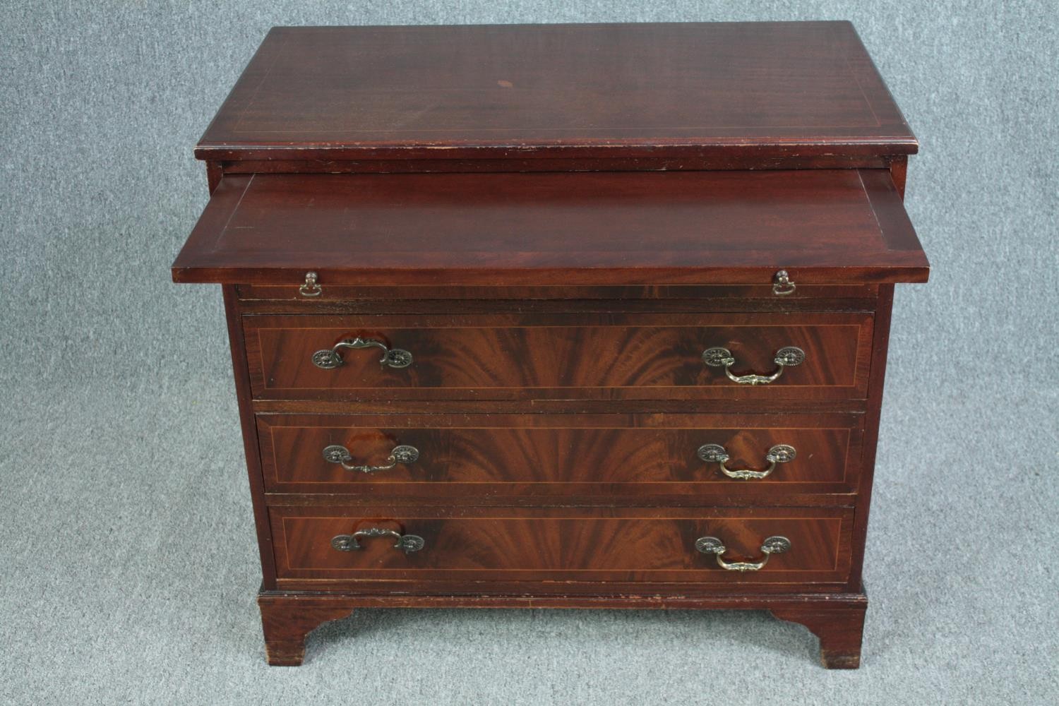 Chest of drawers, Georgian style mahogany. H.80 W.85 D.48cm. - Image 6 of 6