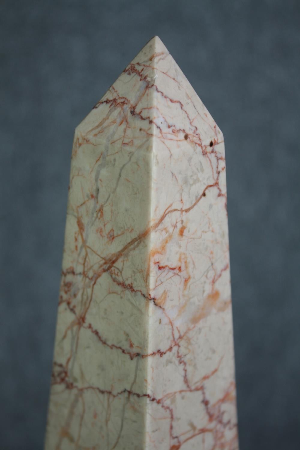 A large vintage obelisk in rouge marble. H.49cm. - Image 4 of 4