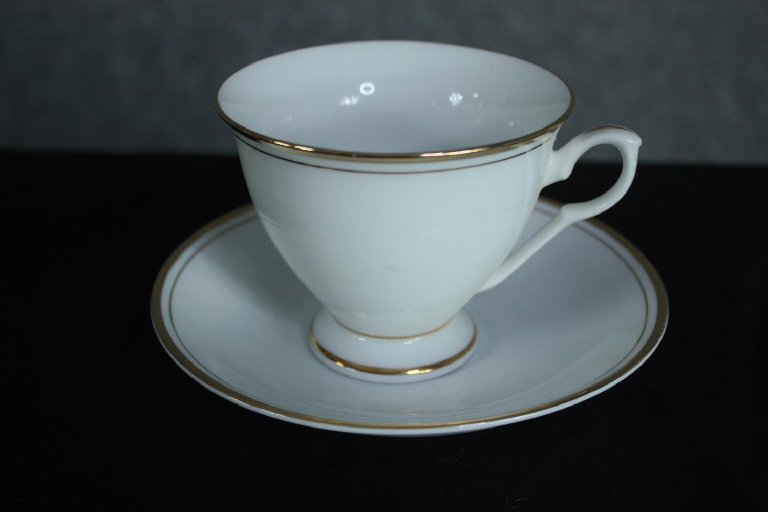 Tea and coffee set. Made in China for export. Ten cups and saucers, two coffee cups, seven side - Image 2 of 6