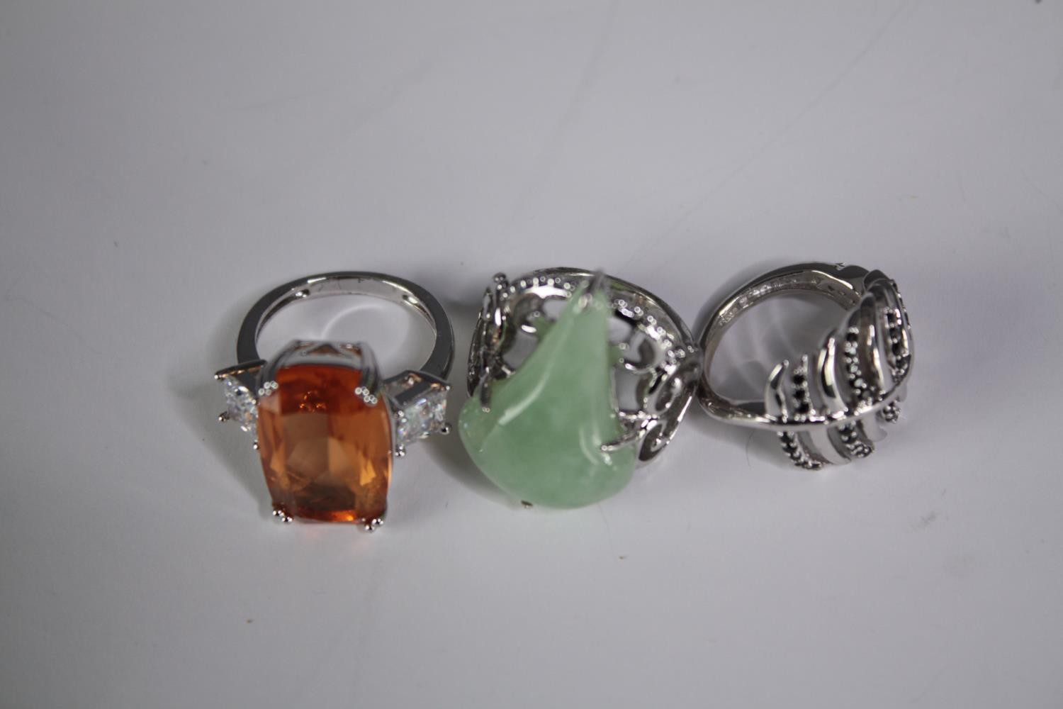 A collection of ten silver gem-set rings of various designs. Set with peridot, pearl, amethyst and - Image 2 of 5