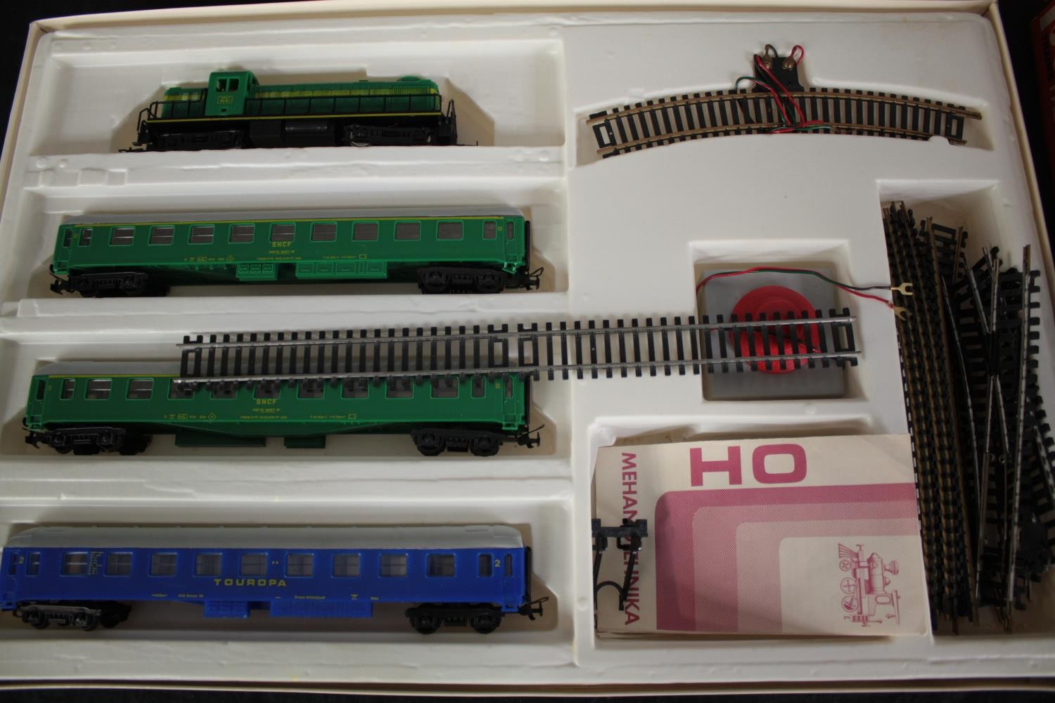 Two Mehano train sets. Continental goods. H.58 W.37cm. (each) - Image 6 of 10