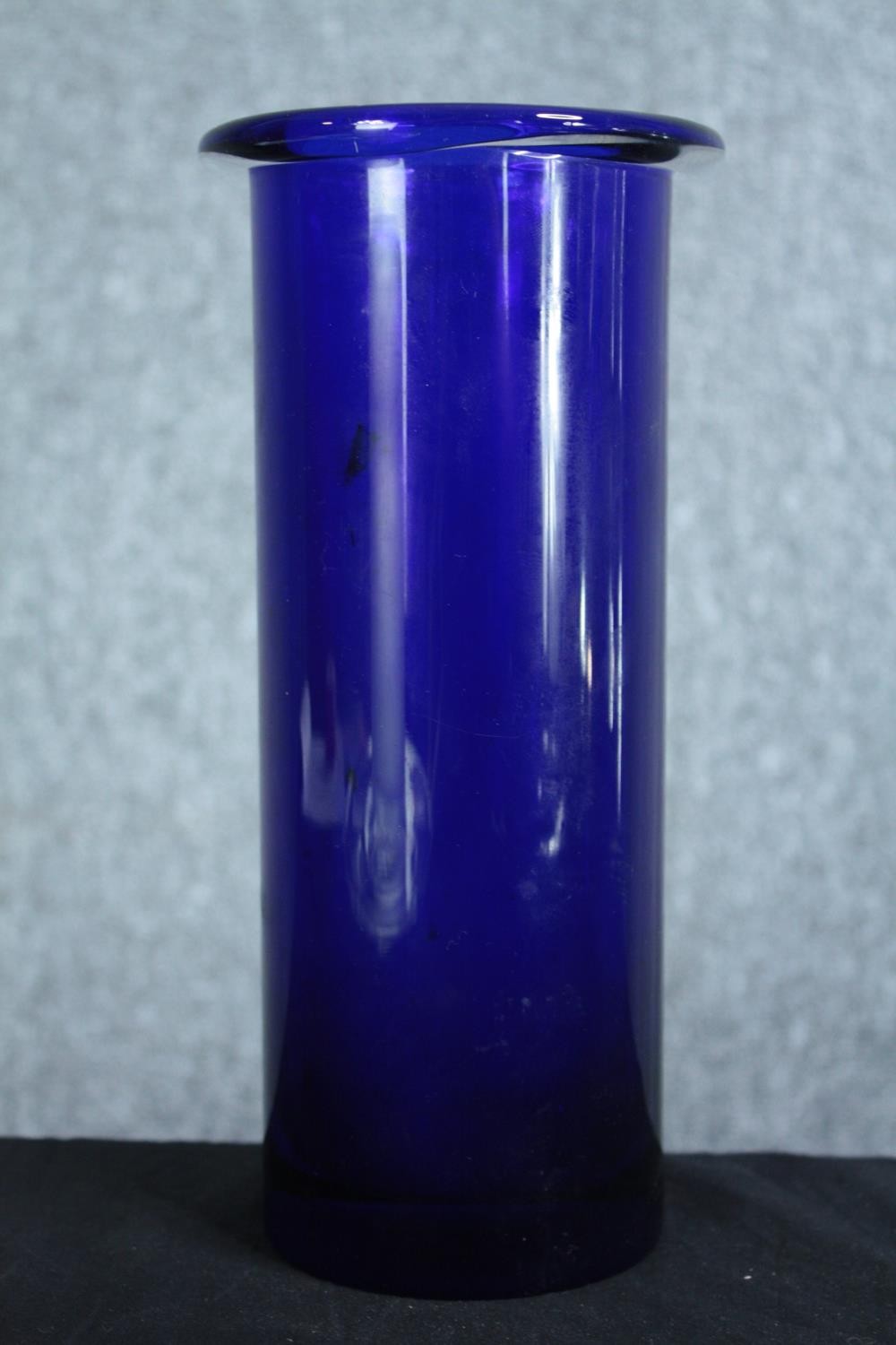 Two studio glass vases and two plates. One bearing the legend 'D&S 6.9.97'. Dia.39cm. (largest) - Image 7 of 8