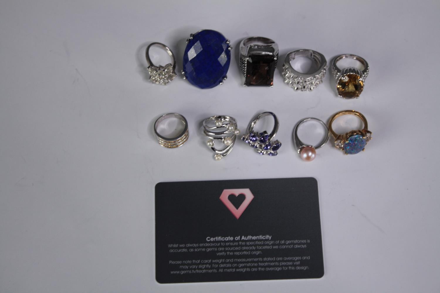 A collection of ten silver gem-set rings of various designs. Set with peridot, Tanzanite, Lapis - Image 2 of 5