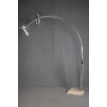 A Mid-Century 5 Arm Arc lamp on a Travertine Marble Base, 1960s, H205cm